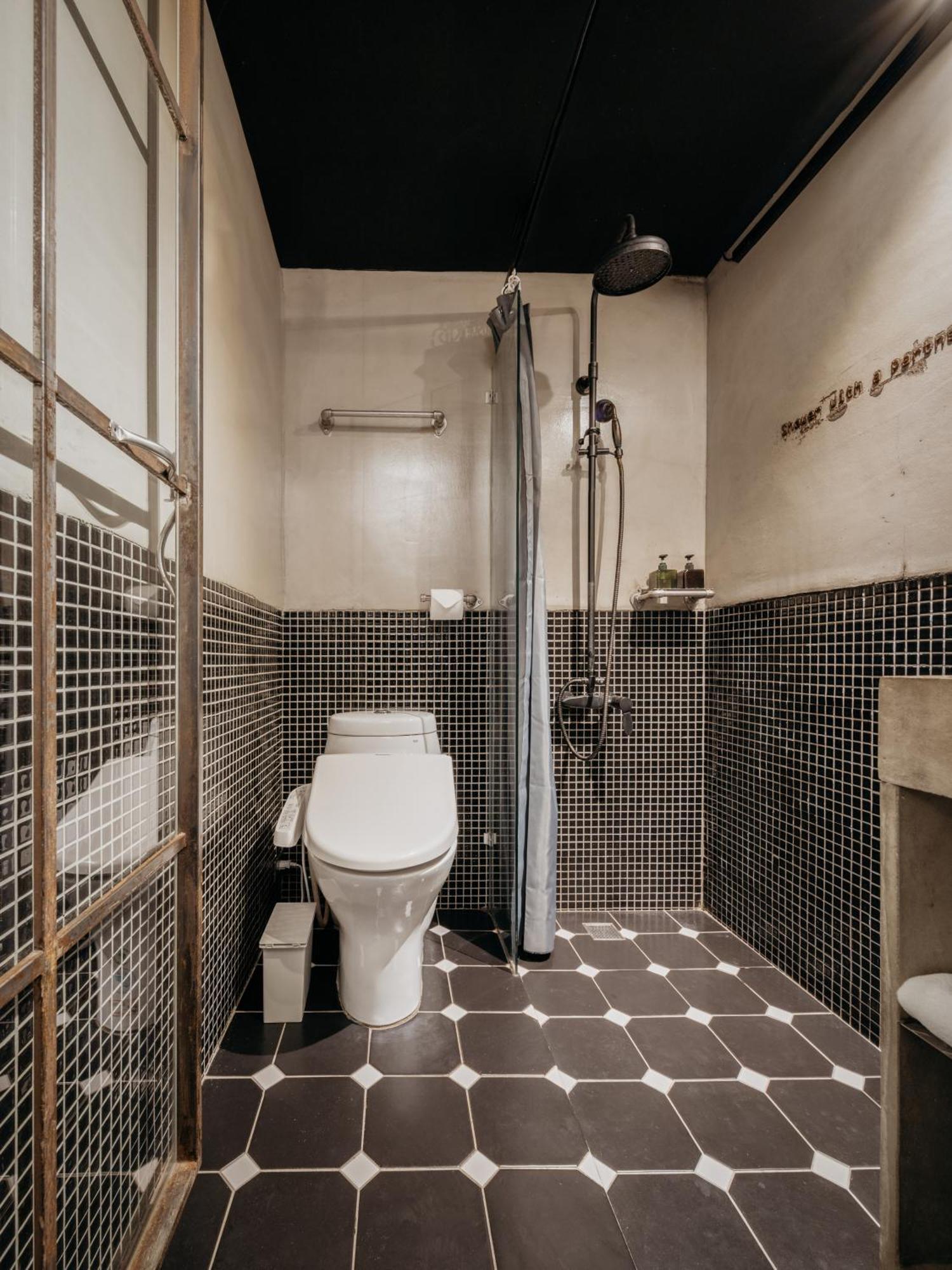Just Inn 正旅館 北車 Taipei Esterno foto